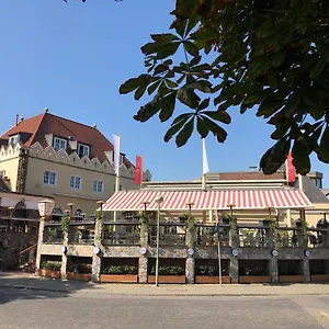 Wirtshaus & Landsknecht Hotel
